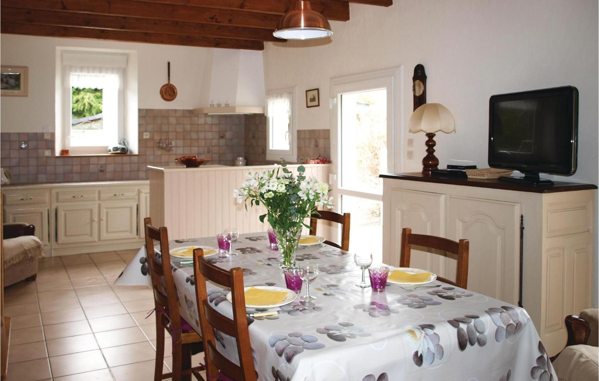 3 Bedroom Awesome Home In Lézardrieux المظهر الخارجي الصورة